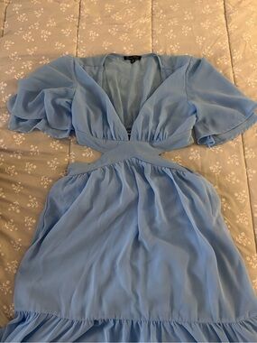 Light Blue Maxi Dress with Cutout Waist fits M/L